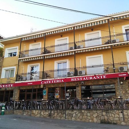 Hotel Yeste Extérieur photo